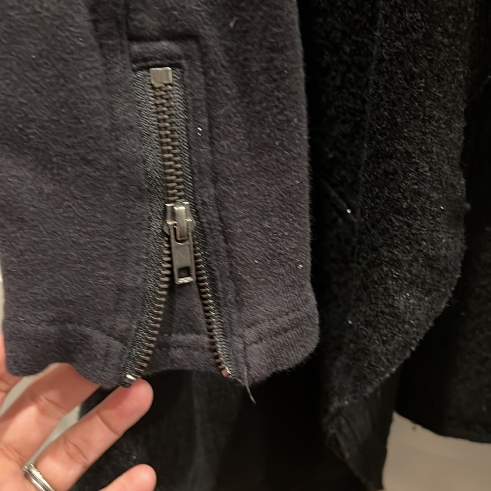 Jacket - Picture 3 of 6